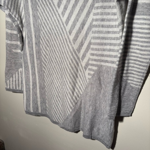 Splendid Cashmere Blend Tunic Sweater - Picture 4 of 8